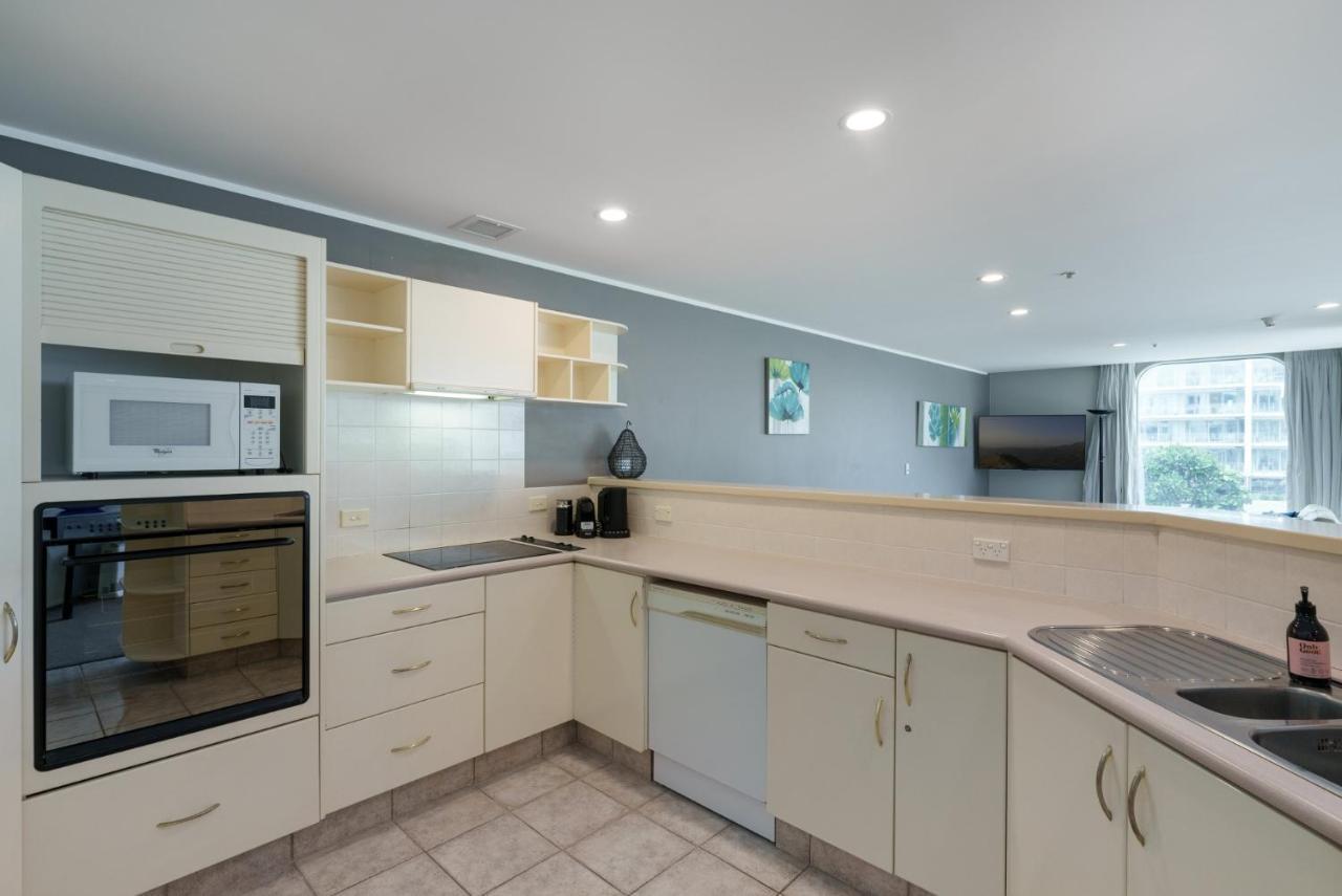 Oceanside Apartment With Garden Views Mount Maunganui Dış mekan fotoğraf